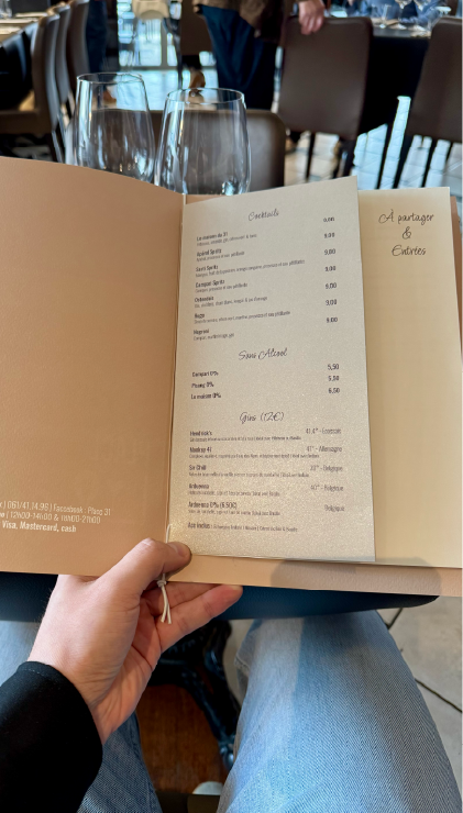 Menu ouvert Place 31 - Design papeterie restaurant brasserie