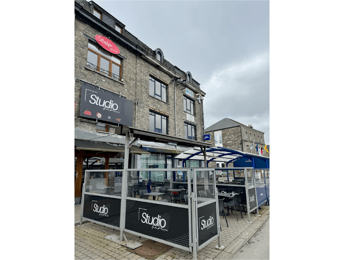 Studio Bar - Réalisation terrasse bar Jeune Pousse Bertrix