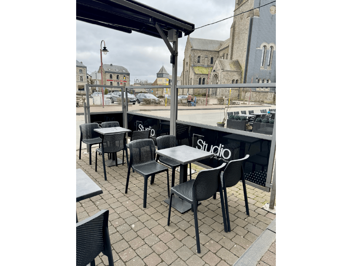 Studio Bar - Réalisation terrasse bar Jeune Pousse Bertrix