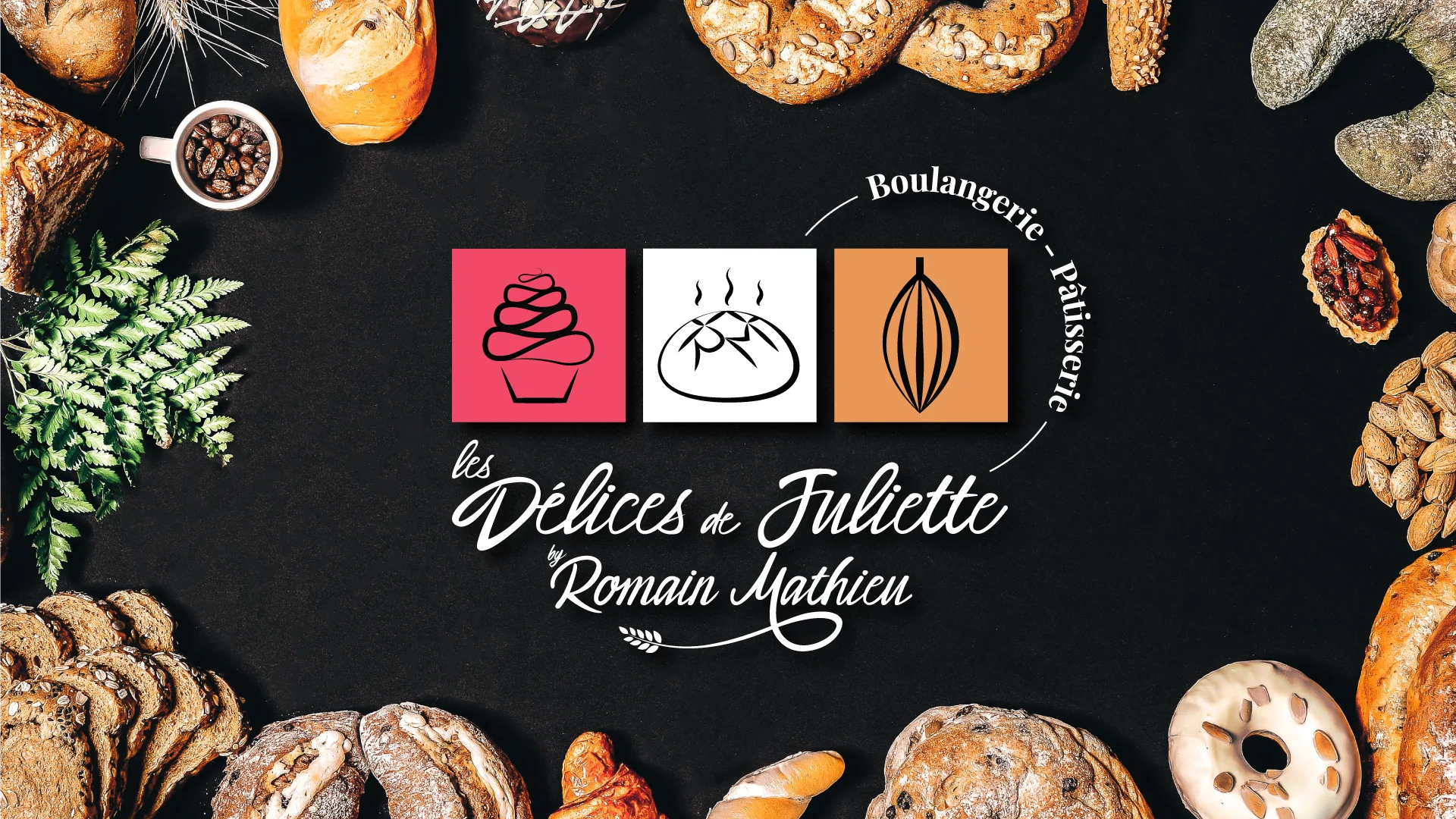 Mise en scène du logo "les délices de Juliette by Romain Mathieu avec un fond noir et des viennoiseries.